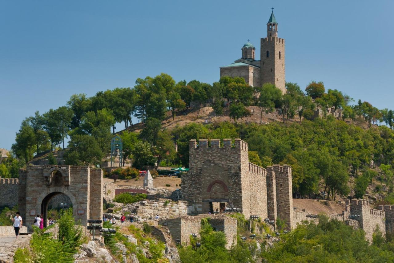Апартамент Лукс Царевец-Център Veliko Tarnovo Kültér fotó